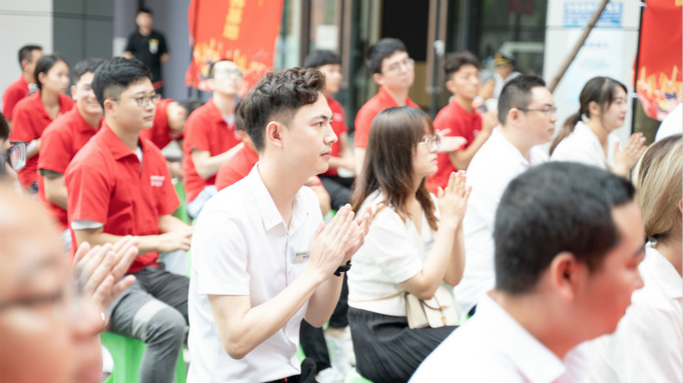 四川新华聚焦产业需求，打造高技能人才培训基地！