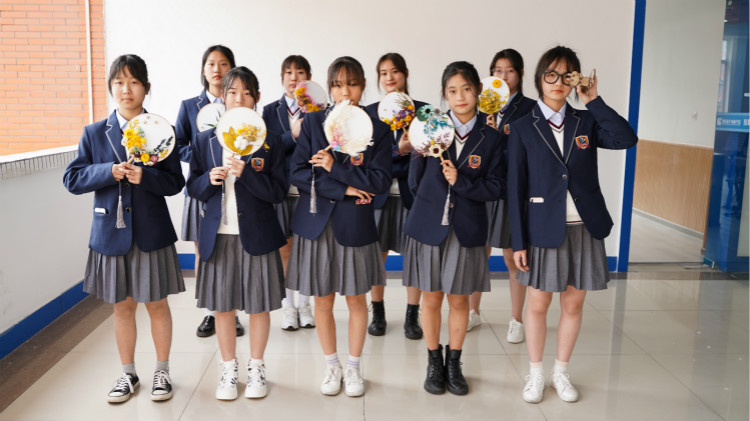 学幼师专业，为什么要选四川新华？