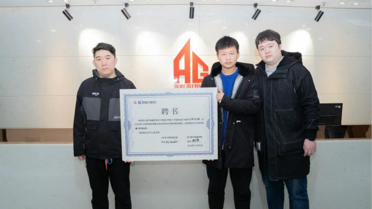 以赛促学，新华电脑学校学子用技能眺望更大的世界!