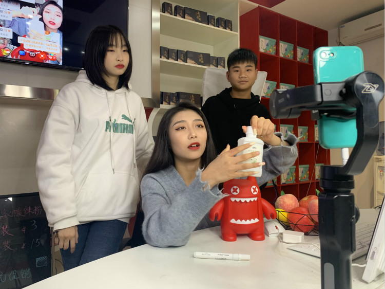 抢抢抢！双十一学电商来新华抢名额