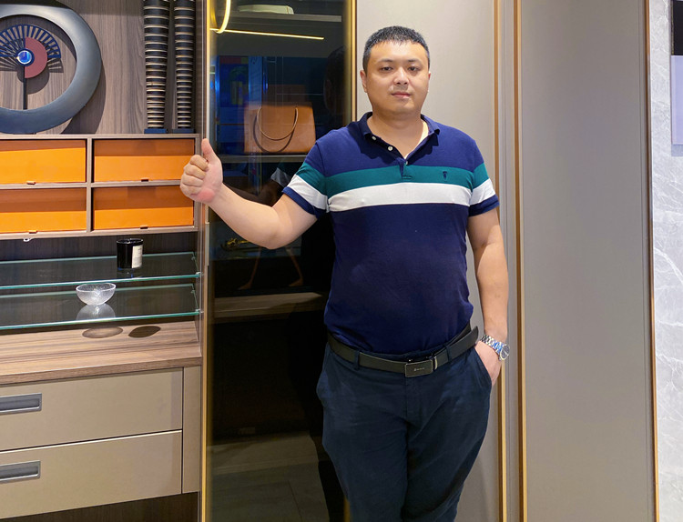 谭建明：从“打工仔”到“创业成功者”的蜕变