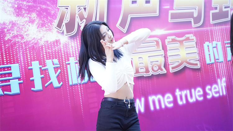 "新声驾到"寻找校园最美的声音
