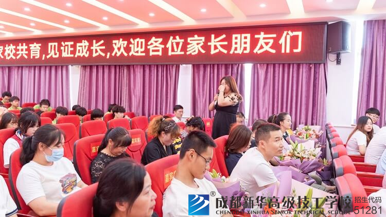 2021春季毕业班学生结课答辩活动