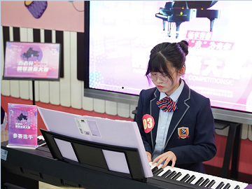 <b>【2021.10】幼儿教育专业学生举办钢琴技能比赛</b>