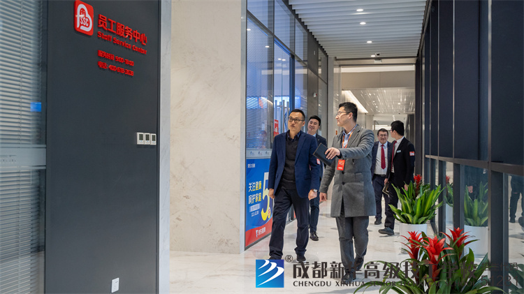 校领导前往京东和汉沙集团参观