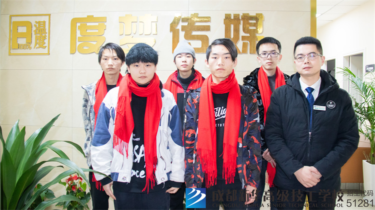 校领导回访度梦传媒就职的同学