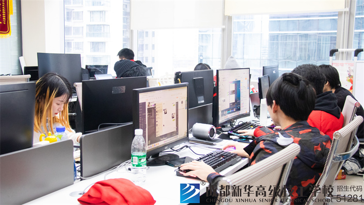 校领导回访度梦传媒就职的同学