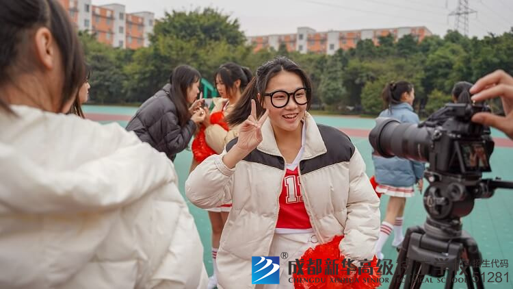 技工学校啦啦操比赛