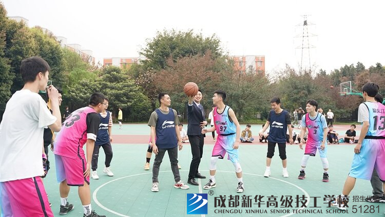 成都新华校园篮球赛