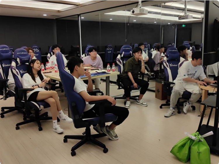 “玩转热爱，竞无止境”青训营正式开营！