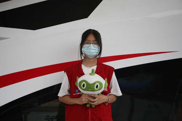 图为新华学子