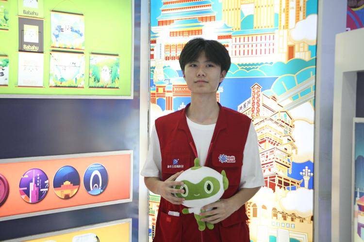 图为新华学子