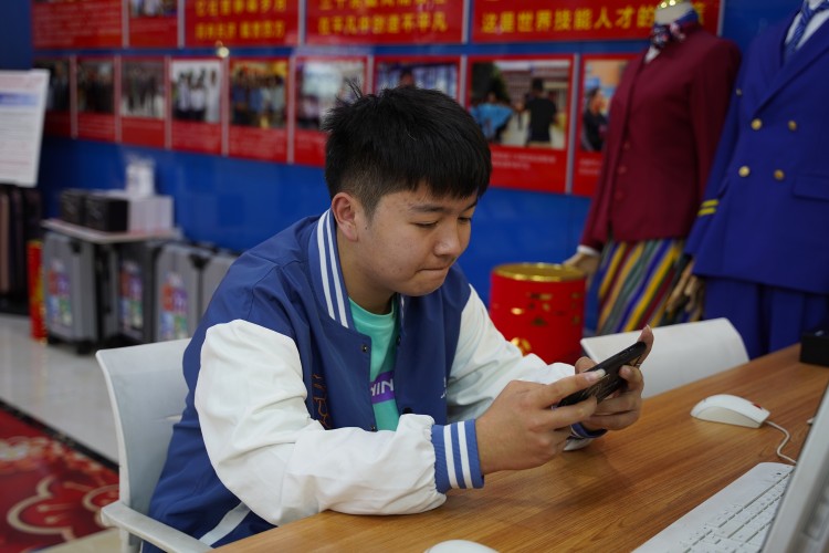 图为蒋阳川同学