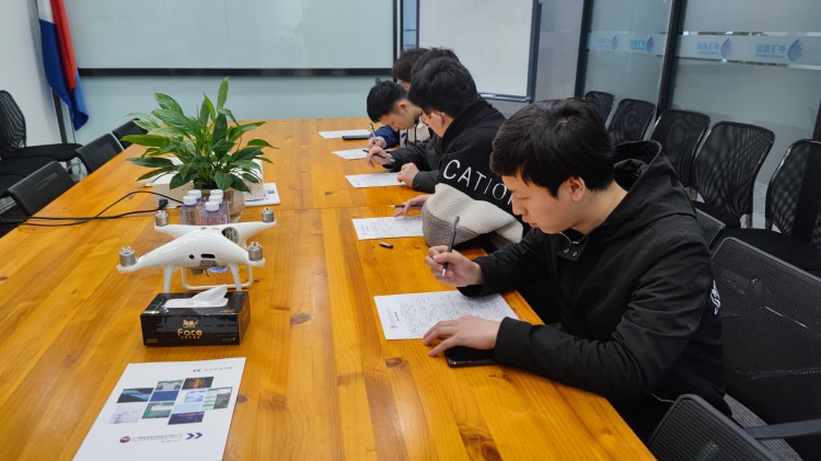 就业难度更升级！成都新华高级技工学校就业再争潮头