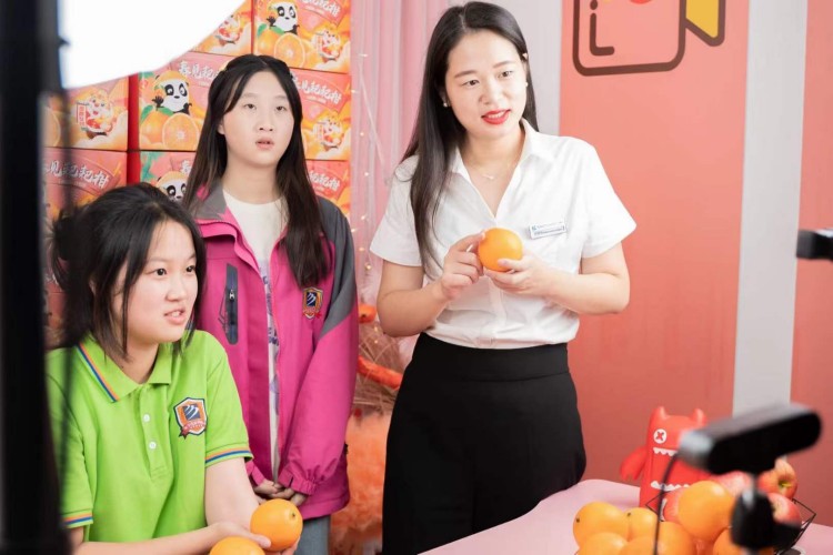 教学管理要重视，以身作则好榜样