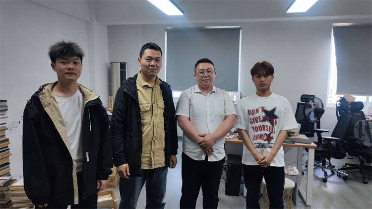 心系学子每一步，就业回访送真情