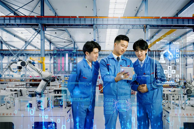 高级技工长期紧缺，应该如何把握机遇？