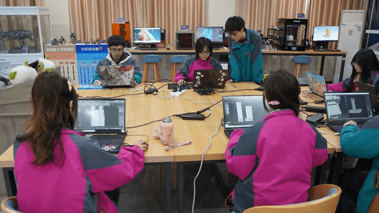 @2025级新生：新生报到日，一起迎接新学期吧！
