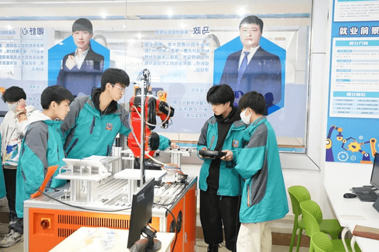 2025年春季学位告急，千万不能错过春季报名！